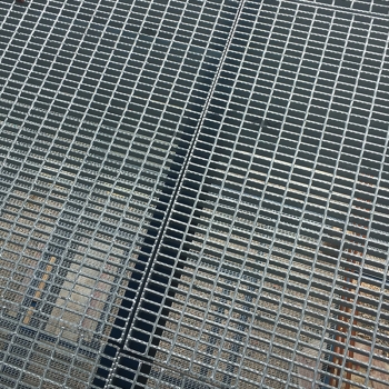 STEEL GRATINGS