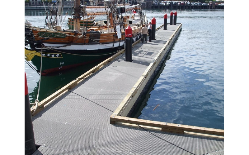 FRP Wharf walkway